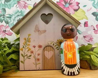 Pop star hand painted wooden peg doll figures