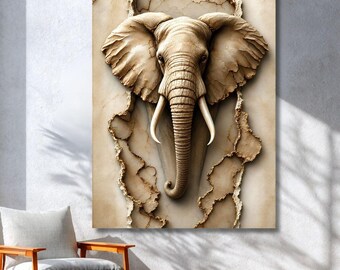 Könnte beinhalten: Ein Wandkunstdruck mit einer dreidimensionalen Reliefskulptur eines Elefantenkopfes in Beige- und Cremetönen. Der Elefant scheint aus einer rissigen, strukturierten Steinoberfläche mit großen Ohren und zwei elfenbeinfarbenen Stoßzähnen hervorzutreten.