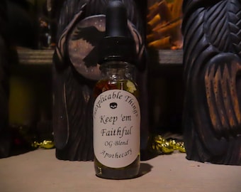 Aceite ritual Keep 'em Faithful: aceite de hechizo pagano hecho a mano