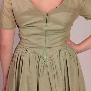 Vintage 1940's Vogue Special Design Taffeta Princess Cut Dress AS IS Size Medium image 2