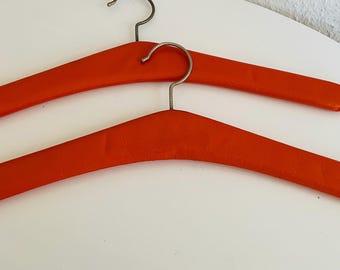 ビニール張りハンガー 2個セット | ヴィンテージ | オレンジ色 | レトロ | ミッドセンチュリーモダン | 1970年代