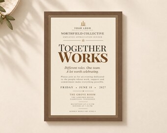 Puede incluir: Una tarjeta de invitación rectangular con un centro color crema y un borde marrón oscuro. El texto dice: NORTHFIELD COLLECTIVE, TOGETHER WORKS, Different roles. One team. A lot worth celebrating. FRIDAY, JUNE 18, 2027, THE GROVE ROOM.