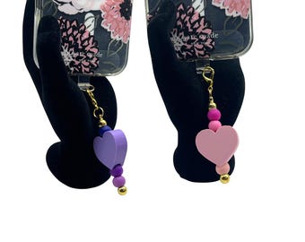 Handmade / 3D gedruckt rosa und lila Herz Gold Handyanhänger |  Erlös unterstützt die psychische Gesundheit