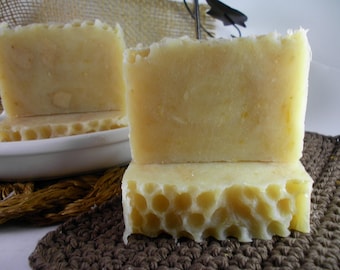 Goat Milk Oats and Honey Soap: Artisan Handmade Natural Exfoliation Soap