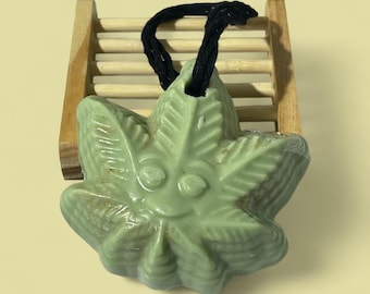 Handmade Green Leaf Soap | Neem & Aloe, Citrus Exfoliating Soap