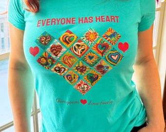 Everyone Has Heart Women's Fitted T-Shirt | Painted Heart Patchwork Art Tee