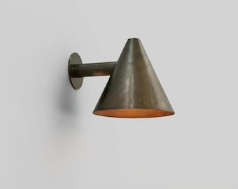 Applique da parete minimalista in ottone italiano, lampada da parete moderna di metà secolo