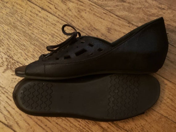 ZIERA Sol Love Your Feet.  black leather Lace up open toe hidden wedge shoes Size 38 M made in Italy, perforated punched leather.