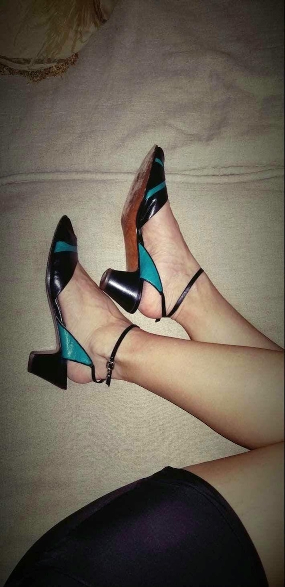 Vintage 70s WALTER NEWBERGER for Wilkes BASHFORD  Haute Couture Peep Toe Sandals, Black & Teal Leather, Size 39.5