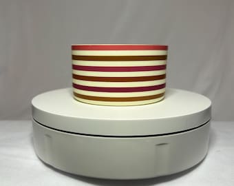Funda protectora de silicona con diseño retro a rayas para vasos Stanley, Owala y más.