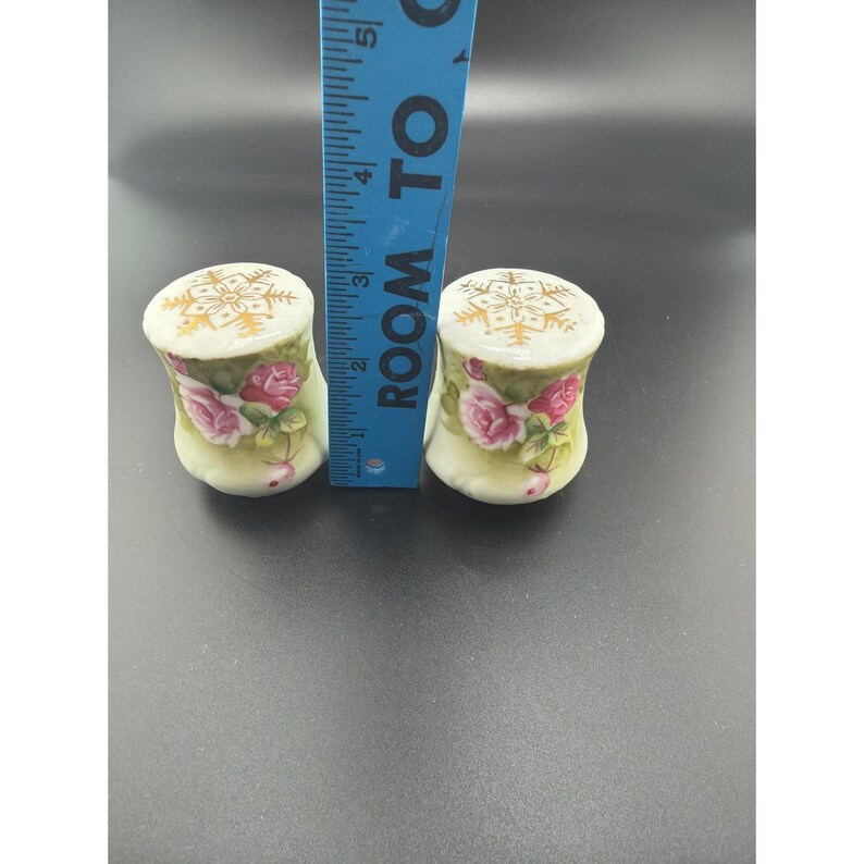 Salero y pimentero vintage Lefton Japan Rose Chintz 665R Rosas Rosas Oro imagen 5