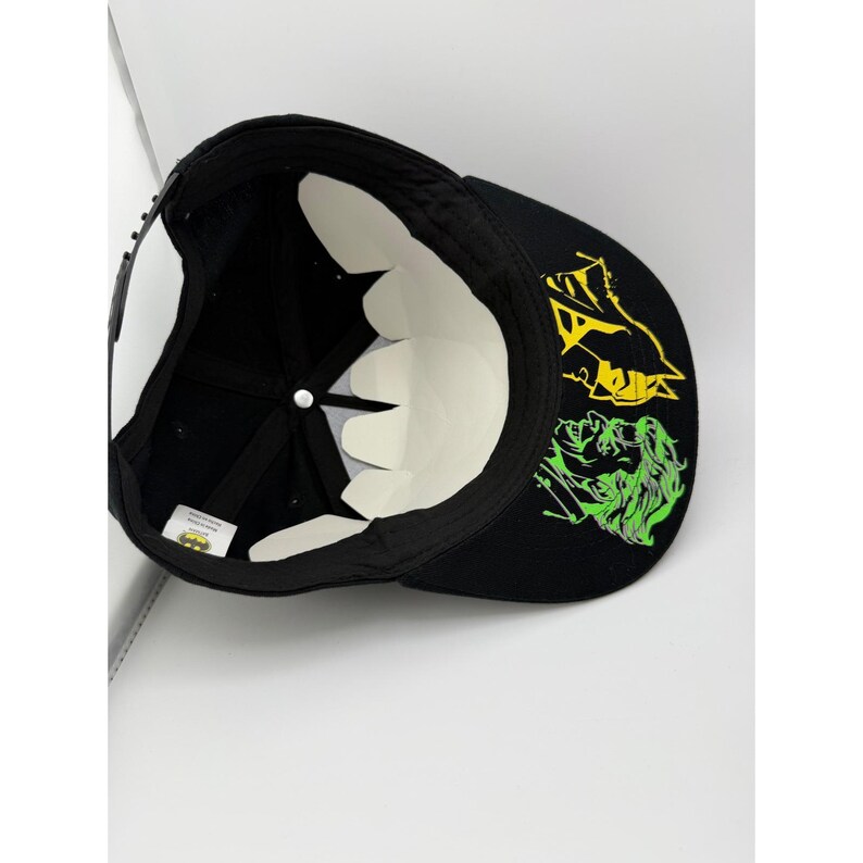 Batman DC Comics Snapback-Cap, schwarz-gelb, Bat-Signal-Logo, Joker-Grafik Bild 4