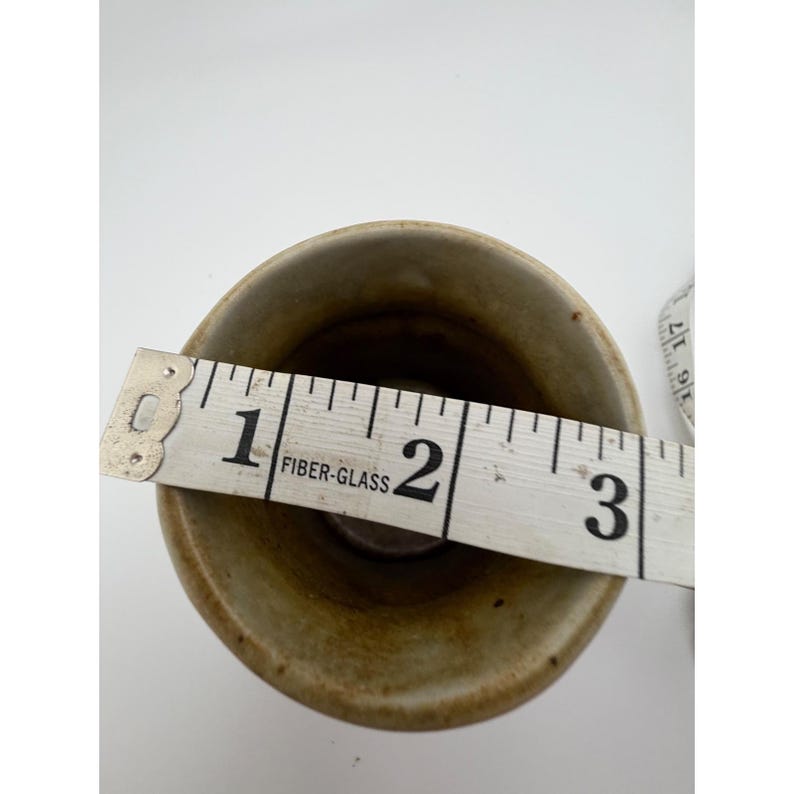 Taza de cerámica del estudio Kokopelli, de gres del suroeste, con diseño de flautista. imagen 5
