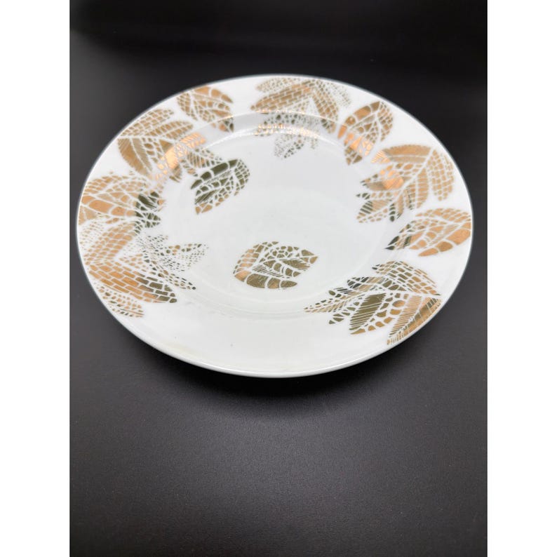 Nicole Miller Home NMH12 Gold Mosaic Leaf Salad Plate 8 Inch White Metallic image 3