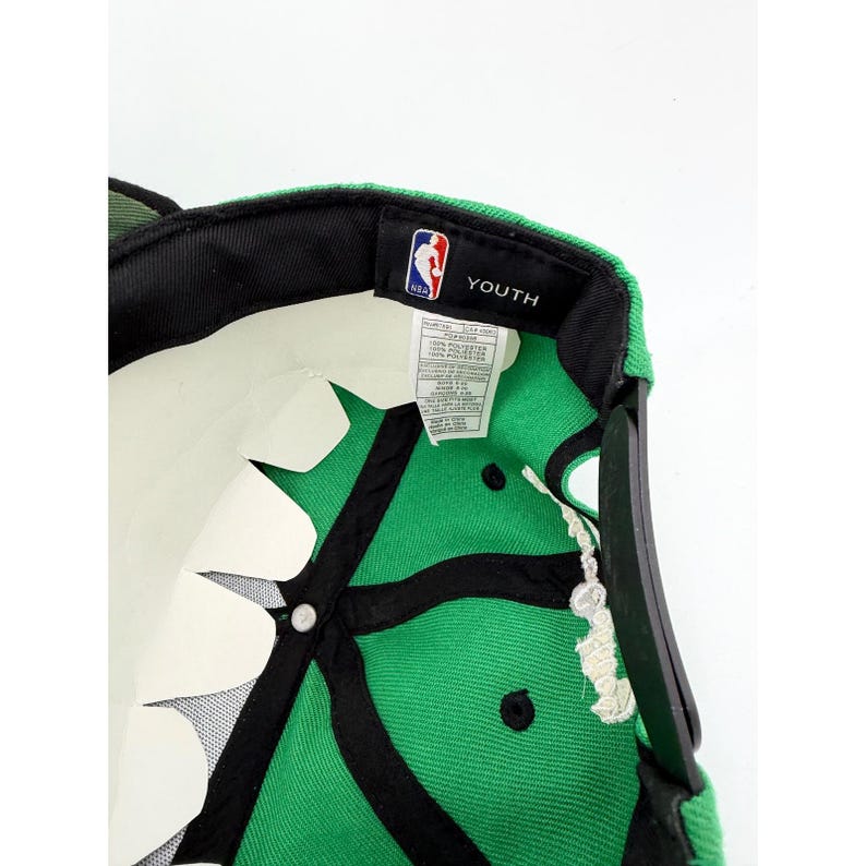 Cappellino snapback Boston Celtics Youth verde e nero con logo NBA. immagine 5