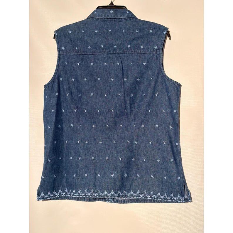 Style & Co Women's Denim Sleeveless Button Up Shirt 16 Blue Embroidered image 3