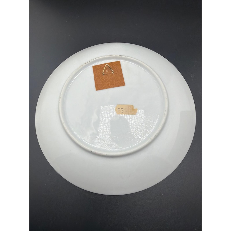 Vintage Belgium Souvenir Plate Heraldic Crests Coat of Arms Gold Rim 8.25 Inch image 3
