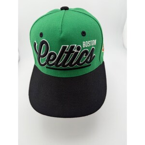Cappellino snapback Boston Celtics Youth verde e nero con logo NBA. immagine 1