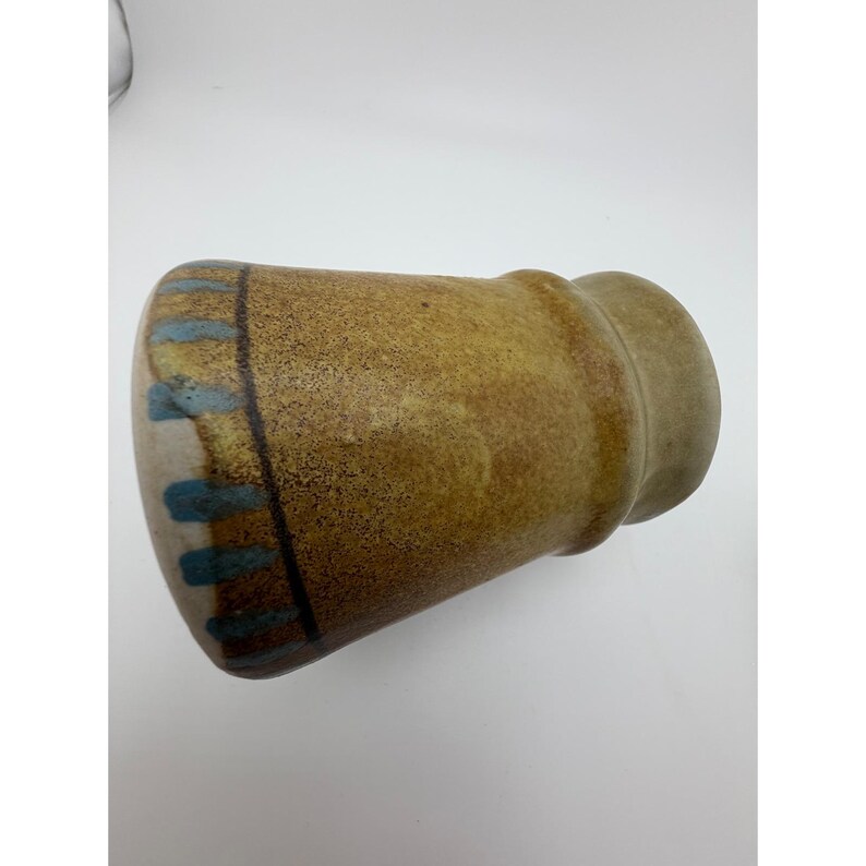 Taza de cerámica del estudio Kokopelli, de gres del suroeste, con diseño de flautista. imagen 8