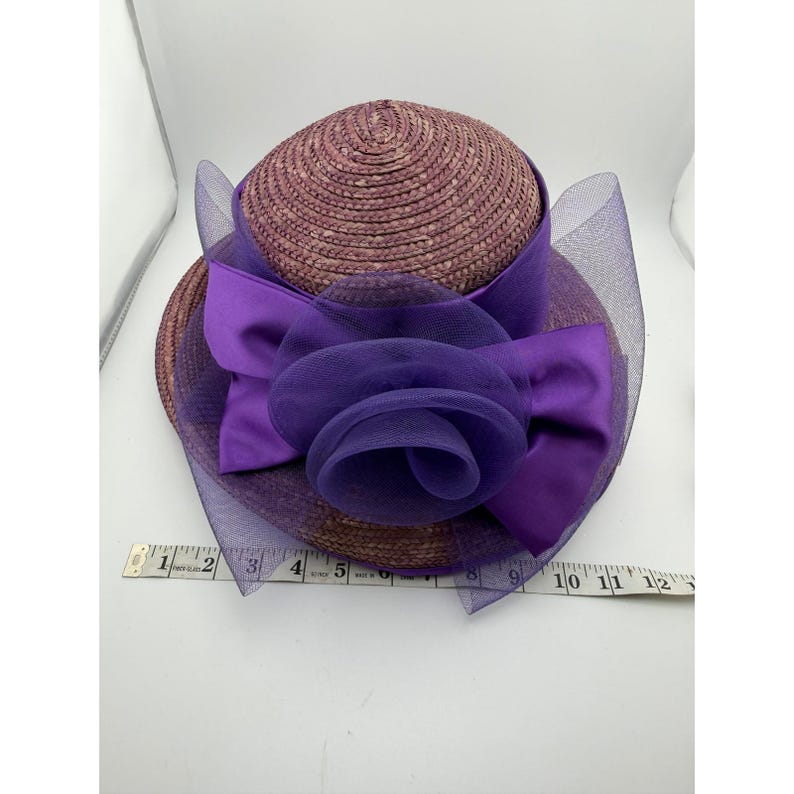 Vintage Purple Straw Cloche Hat Satin Bow Tulle Flower Tea Party Church image 8