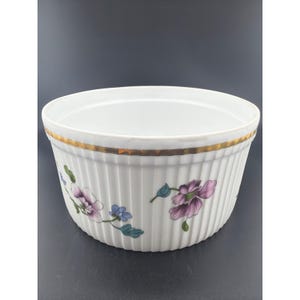 Royal Worcester Astley souffléschaal 7 inch met bloemenmotief, goudkleurig porselein, Engeland afbeelding 2