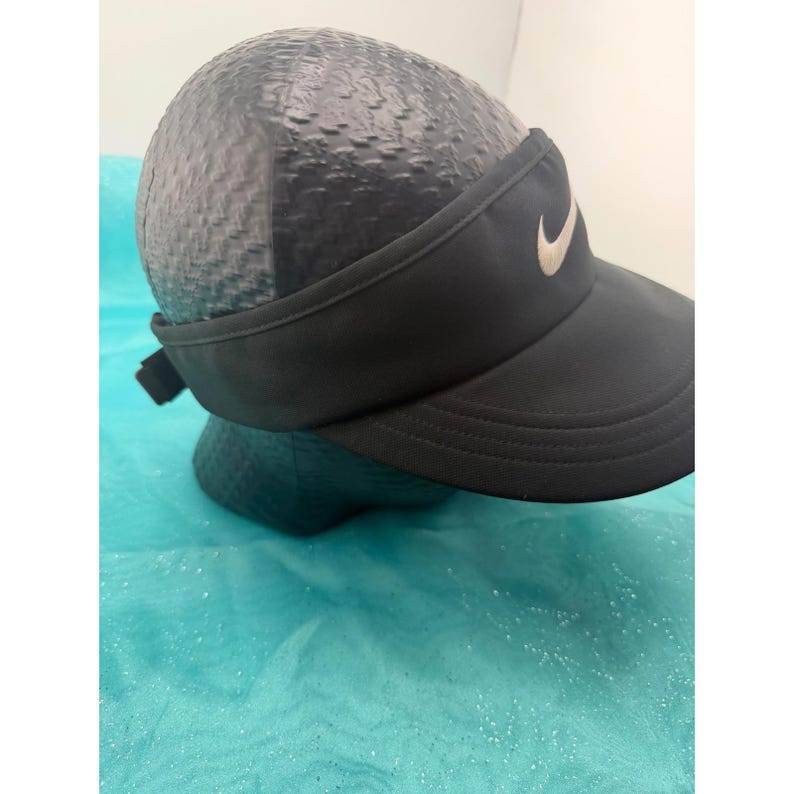 Nike Golf Visor Schwarz-Weiß Swoosh Hut mit verstellbarem Riemen für Damen und Herren Bild 7