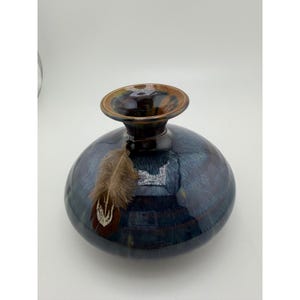Studio Pottery Blue Drip Glaze Round Vase Feather Accent Signed 5 Inch image 1
