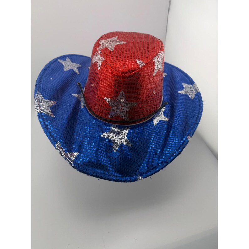 Sombrero de vaquero patriótico con lentejuelas y estrellas rojas, blancas y azules, accesorio para disfraz del 4 de julio. imagen 3