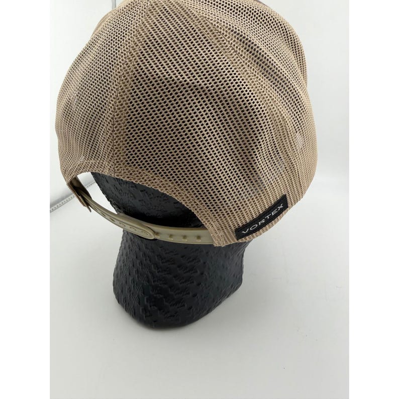 Vortex Optics braun-beige Mesh Trucker Snapback-Mütze mit Lederaufnäher Bild 3