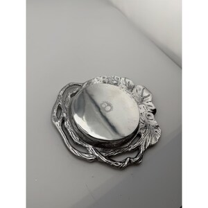 Posavasos de aluminio para botella de vino Arthur Court Vintage 1992 Grapevine, color plata. imagen 4