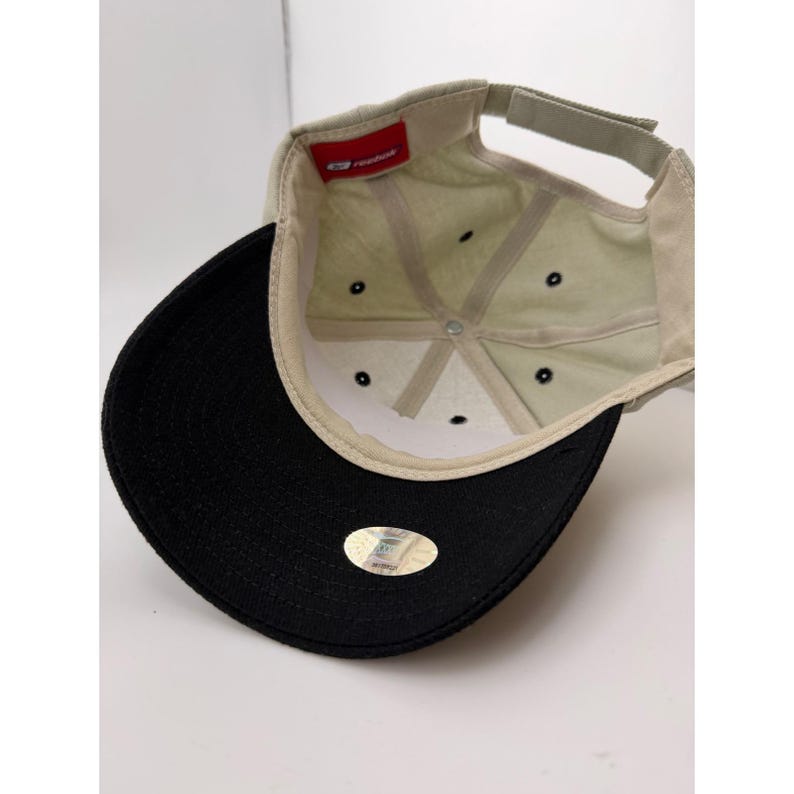 Gorra Reebok Super Bowl XXXVIII 2004 de Houston, NFL, bicolor caqui y negro, ajustable. imagen 2