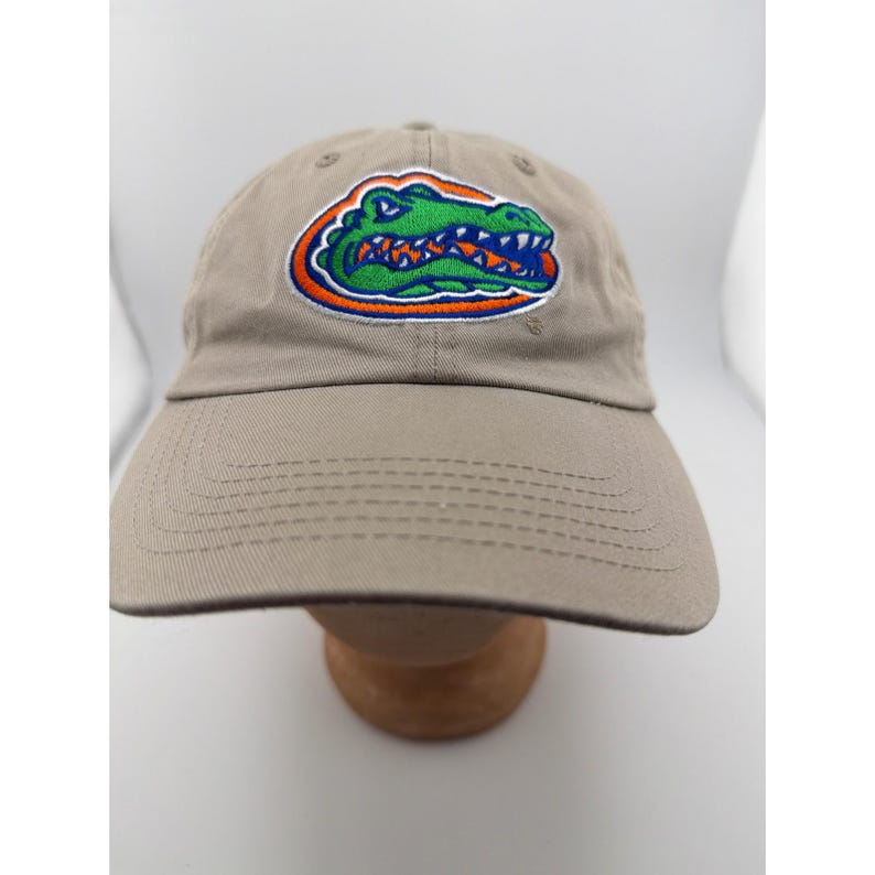 Gorra ajustable bordada color caqui de los Florida Gators imagen 3