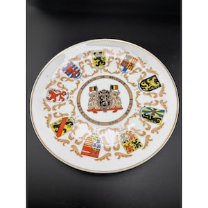Vintage Belgium Souvenir Plate Heraldic Crests Coat of Arms Gold Rim 8.25 Inch image 1