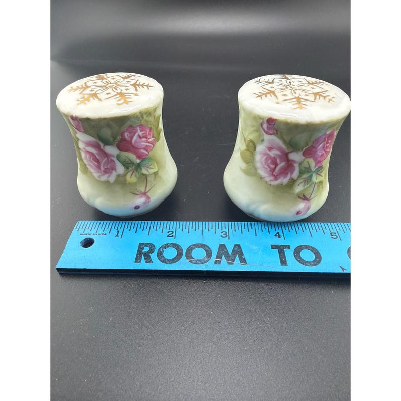 Salero y pimentero vintage Lefton Japan Rose Chintz 665R Rosas Rosas Oro imagen 4