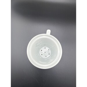 Taza infusora de té de porcelana china con tapa y colador, diseño en negro, rojo y dorado, 3 piezas. imagen 5