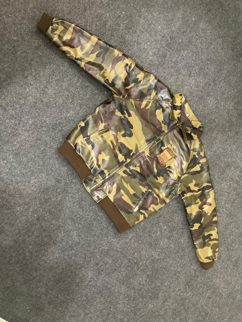 Chaqueta bomber de cuero para hombre - Chaqueta de cuero estilo militar de camuflaje para hombre - Chaqueta de vuelo vintage - Chaqueta de cuero Avirex imagen 10