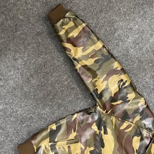 Chaqueta bomber de cuero para hombre - Chaqueta de cuero estilo militar de camuflaje para hombre - Chaqueta de vuelo vintage - Chaqueta de cuero Avirex imagen 9
