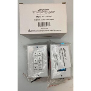 May include: A white box labeled "Maxxima" with a product description and a warning. Below are two white 7-button timers in plastic packaging. The timers have buttons for 1, 5, 10, 20, 30, and 60 minutes, and an on/off button.
