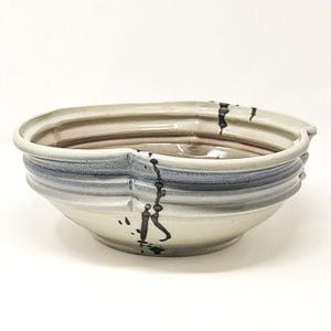Signed Studio Pottery Serving Bowl Karatsu Style Japanese Mingei 10.5 Ceramic
