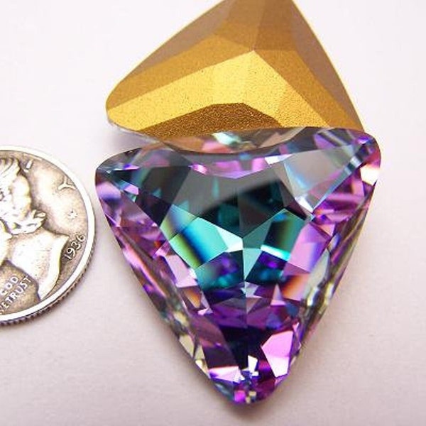 Vitrail Light GF 23mm Rare Vintage Swarovski 4727 Triangle Stone