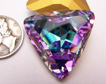 スワロフスキー® トライアングルクリスタル 23 mm ストーン シルバー