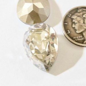 Odcień srebrny F 18 x 13 mm Swarovski 4320 Łza Kamień