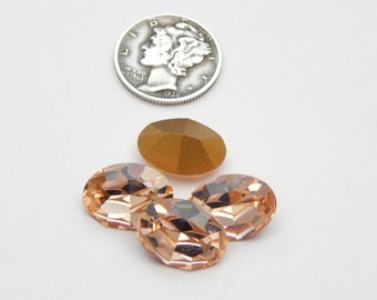 Light Peach F 14x10mm Vintage Swarovski 4100 Stones