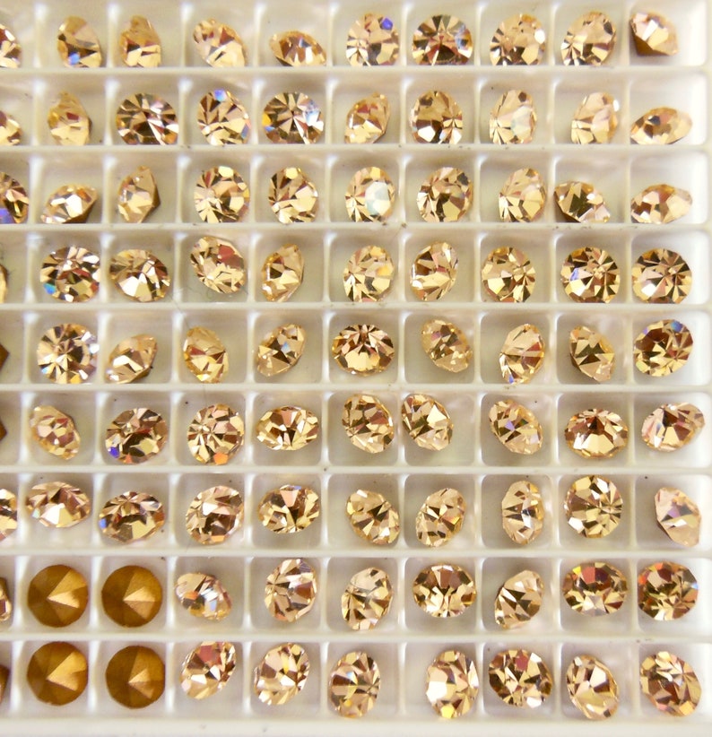 Light Peach F 29ss - 6mm Preciosa Optima Chatons