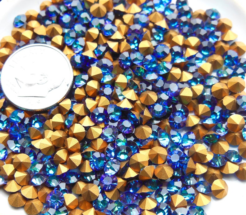 Heliotrope GF 32pp Vintage Swarovski 1100 Chatons Rhinestones 32pp - 24 Pieces