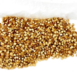 Light Colorado Topaz GF 32pp Vintage Swarovski Art 1012 Chaton Rhinestone
