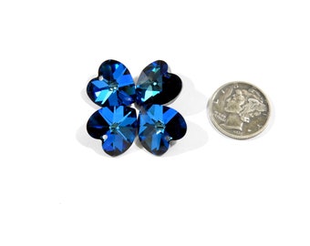 Bermuda Blue UNF Vintage Swarovski Art 6202 14.4x14mm Heart Pendant