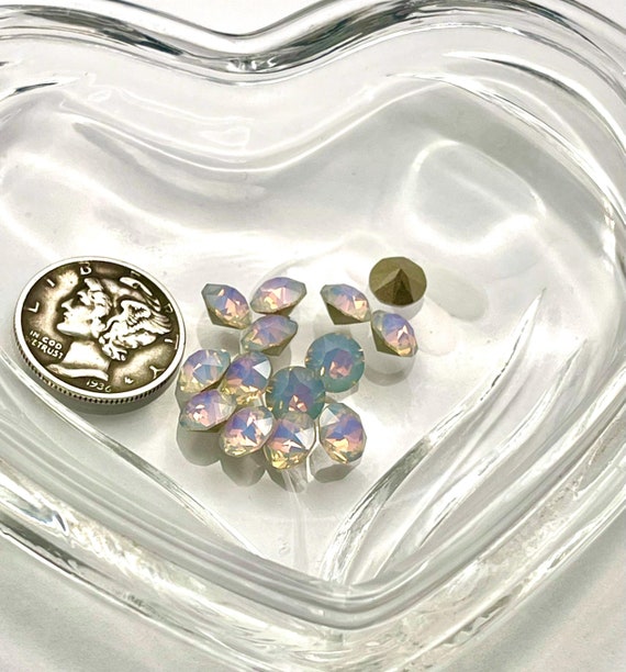White Opal Vitrail Light F (29ss - 6mm) Swarovski 1088 Xirius