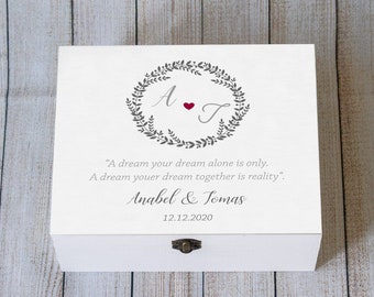 Personalized Wedding Keepsake Memory Box, White Wedding Card Box, Large wedding memory box, Wedding Card Holder, Wedding gift for couple