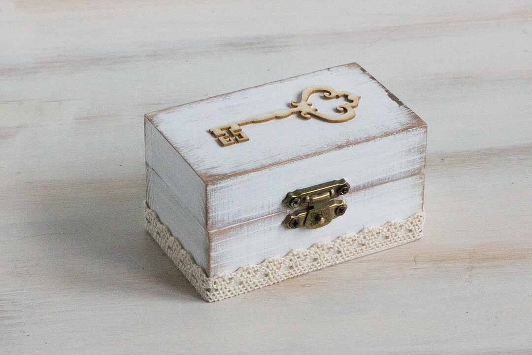 Rustic White Wedding Ring Bearer Box With Key - Etsy